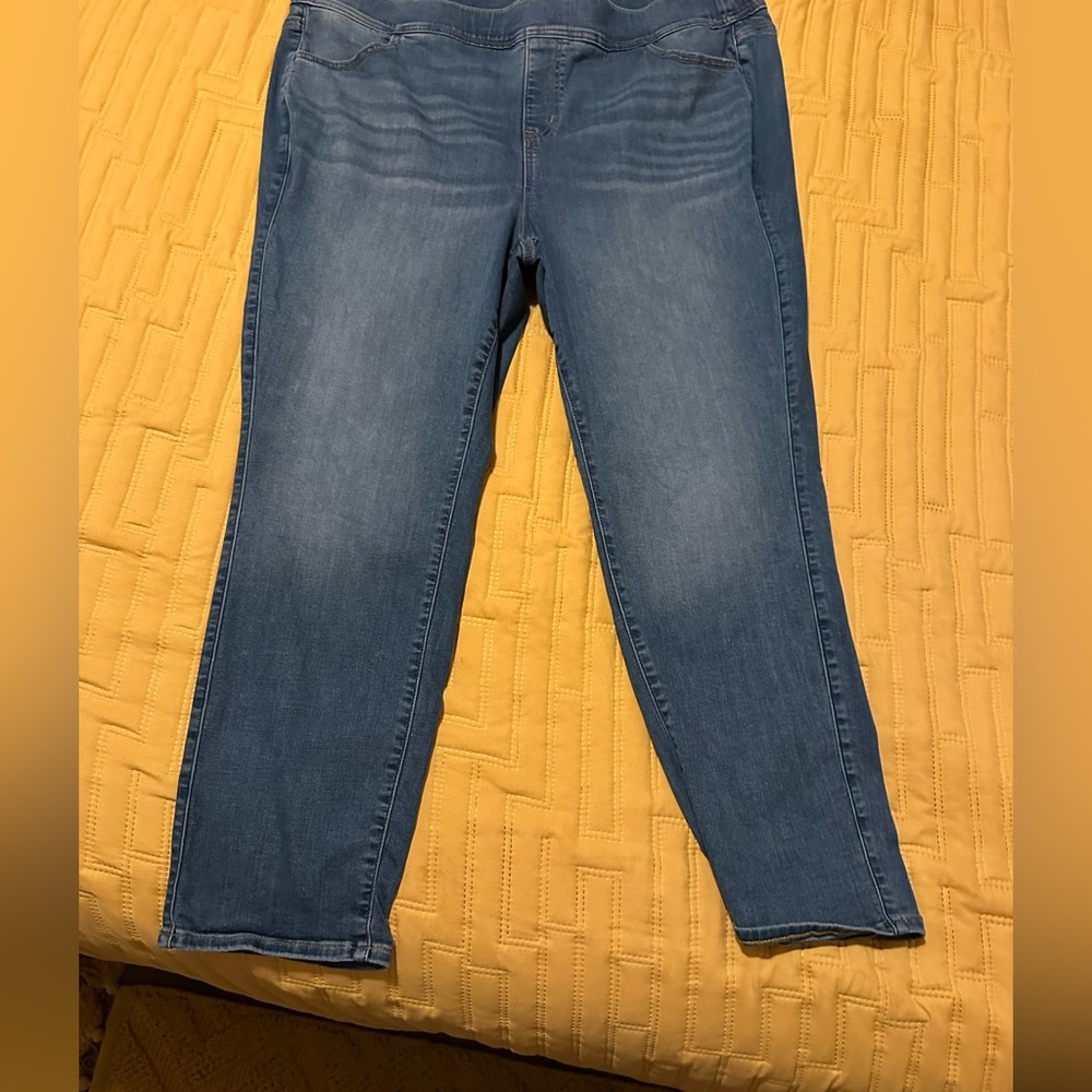 Torrid size 3 Jeans!
